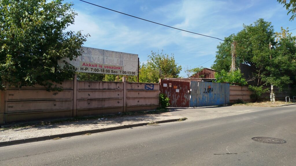 Fémhulladék telep - photo 1